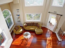 933 15th Street, Unit A in Santa Monica, CA - Building Photo