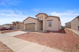 12646 Amesbury in El Paso, TX - Building Photo - Building Photo