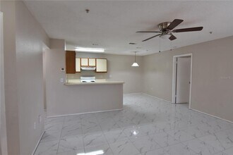 637 Buoy Ln in Altamonte Springs, FL - Foto de edificio - Building Photo