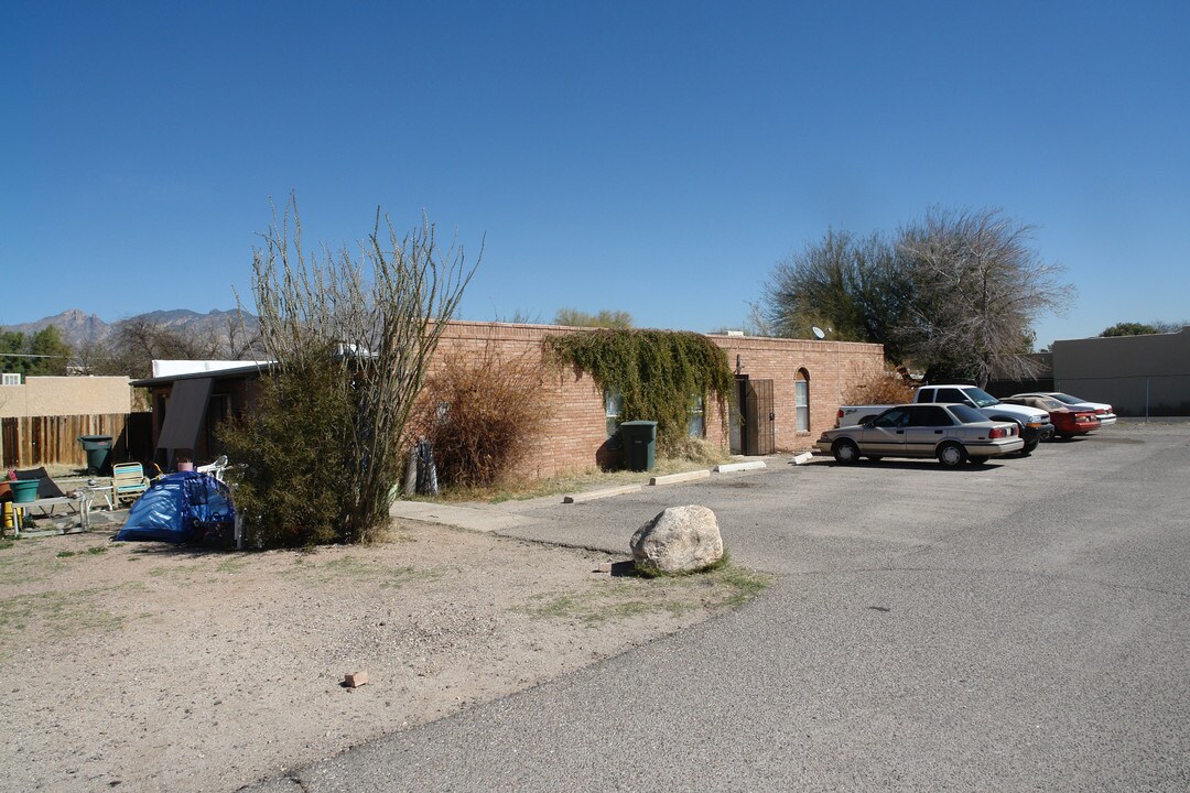 3024-3068 N Edith Blvd in Tucson, AZ - Foto de edificio