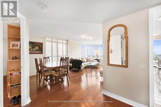 2 Covington Rd in Toronto, ON - Building Photo - Building Photo