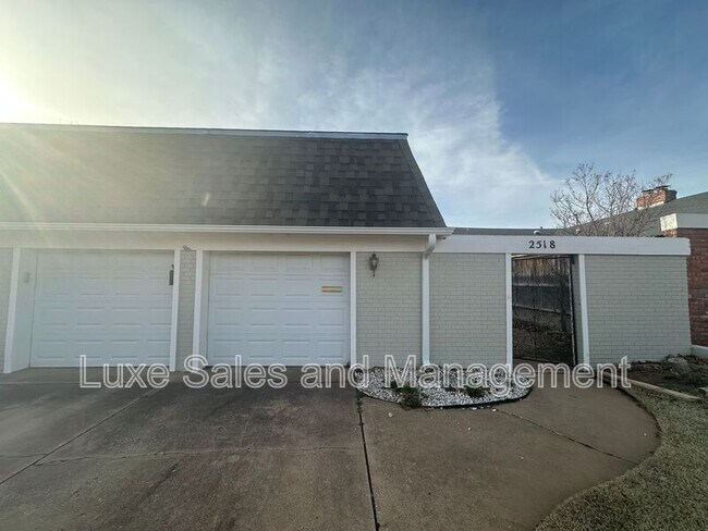 2518 NW 62nd St in Oklahoma City, OK - Building Photo - Building Photo