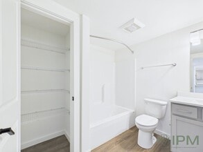 The Atlas on Senate in Camp Hill, PA - Foto de edificio - Building Photo