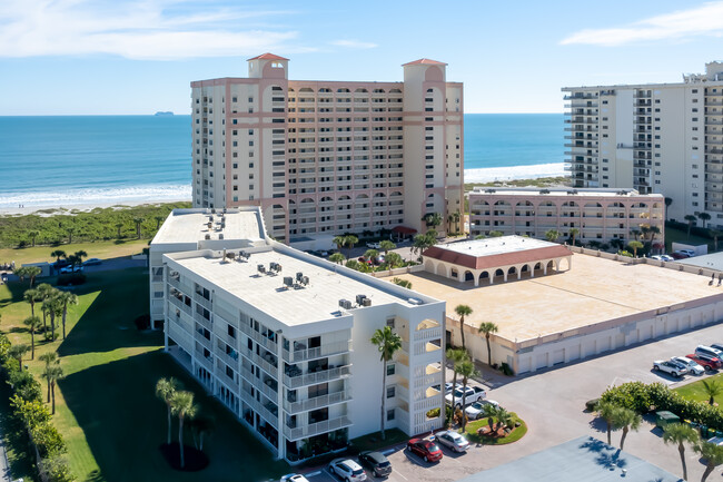 Stonewood Towers in Cocoa Beach, FL - Building Photo - Building Photo