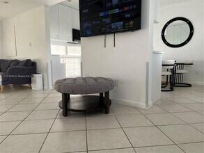 1390 Ocean Dr, Unit 306 in Miami Beach, FL - Building Photo - Building Photo