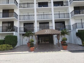 2100 N Atlantic Ave in Cocoa Beach, FL - Building Photo