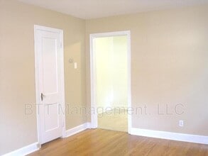 8401 Greenwood Ave in Silver Spring, MD - Building Photo - Building Photo