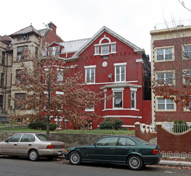 1333 Euclid St NW in Washington, DC - Building Photo