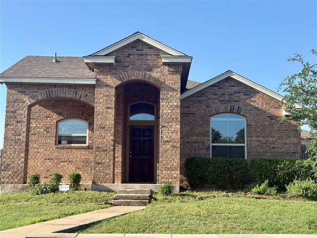 property at 713 Winnsboro Cove