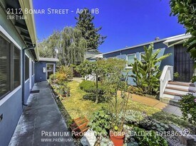 2112 Bonar St in Berkeley, CA - Building Photo