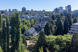 The Wellington Tower & Townhomes in Vancouver, BC - Building Photo - Building Photo