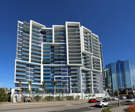 VUE Sarasota Bay in Sarasota, FL - Foto de edificio - Building Photo