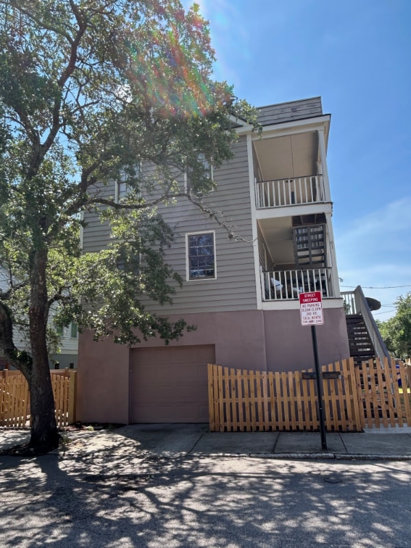 61 Cooper St in Charleston, SC - Building Photo - Building Photo