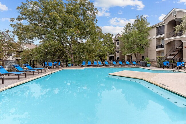 The Park at Walnut Creek in Austin, TX - Foto de edificio - Building Photo