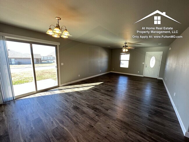 1304 1 Preston Dr in Fulton, MO - Building Photo - Building Photo