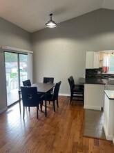 100 Tara Ridge Ct in Ballwin, MO - Building Photo - Building Photo