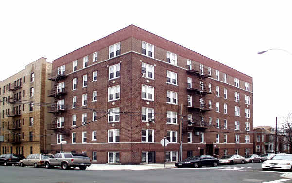 1770 Mahan Ave in Bronx, NY - Foto de edificio