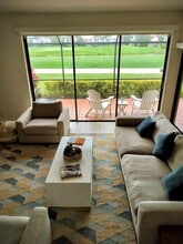 551 Prestwick Cir in Palm Beach Gardens, FL - Building Photo - Building Photo