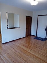 2733 Girard Ave S in Minneapolis, MN - Foto de edificio - Building Photo