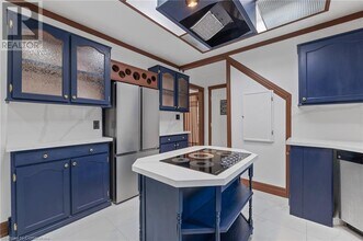 87 York St in St Catharines, ON - Building Photo - Building Photo