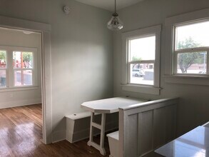 426 E Helen St, Unit E Helen St R side in Tucson, AZ - Building Photo - Building Photo