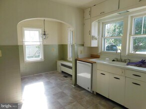 310 Walnut St in Berryville, VA - Building Photo - Building Photo