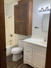 201 1st Ave NE in Mandan, ND - Foto de edificio - Building Photo