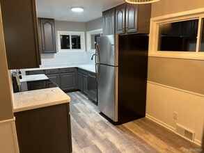 4445 Oakvista Ave in Village of Clarkston, MI - Building Photo - Building Photo