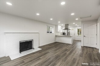 4424 S Holly St in Seattle, WA - Building Photo - Building Photo