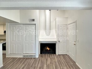 17053 E Tennessee Dr in Aurora, CO - Building Photo - Building Photo