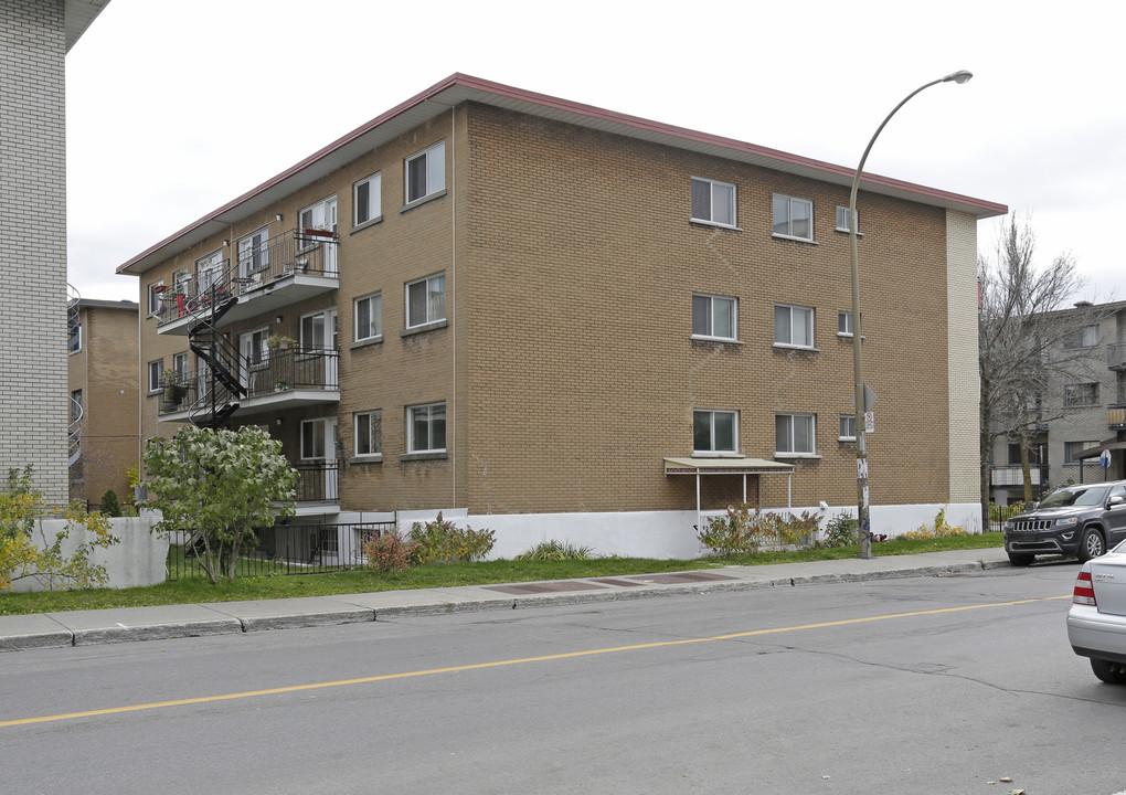 3625 Messier in Montréal, QC - Building Photo