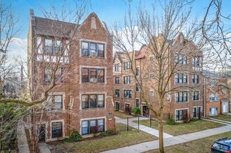 2623 W Berwyn Ave, Unit 2 in Chicago, IL - Foto de edificio - Building Photo