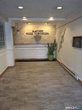 393 Laurel Ave in Bridgeport, CT - Building Photo - Building Photo