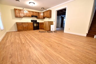 308 Wood St in Wind Gap, PA - Building Photo - Building Photo