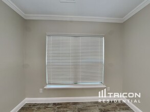 210 Morning Glory Pl in Red Oak, TX - Building Photo - Building Photo