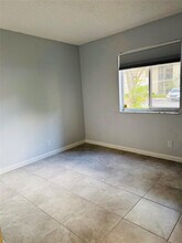 313 Gardens Dr in Pompano Beach, FL - Building Photo - Building Photo