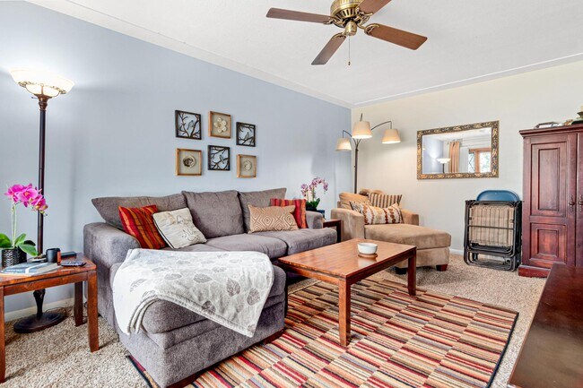 3637 Stinson Blvd in Minneapolis, MN - Building Photo - Building Photo