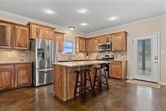 1725 Lower Red Rock Rd in Bastrop, TX - Building Photo - Building Photo