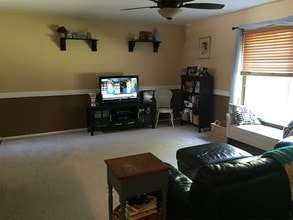 3 Norwich Pl in Franklin Township, NJ - Building Photo - Building Photo