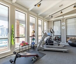 Willowpark Apartments in Lawton, OK - Foto de edificio - Building Photo