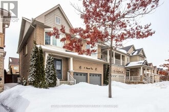 4 Amaranth Ct in Richmond Hill, ON - Building Photo - Building Photo