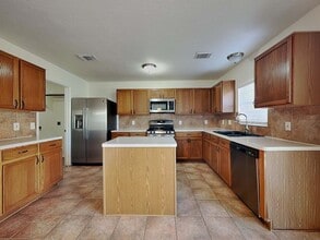 4811 Russet Trail Ct in Katy, TX - Building Photo - Building Photo