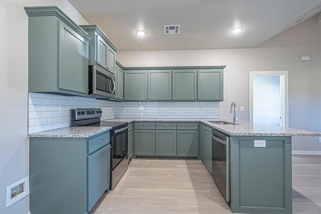 2106 Willow Pl in Blackwell, OK - Building Photo - Building Photo