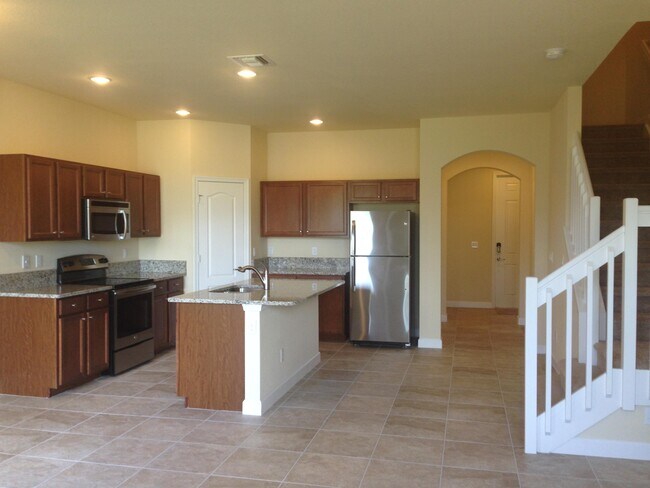 5037 Ashley River Rd in West Palm Beach, FL - Building Photo - Building Photo