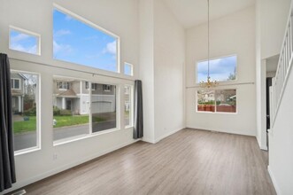 17616 133rd Pl SE in Renton, WA - Building Photo - Building Photo
