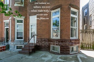 2740 Parkwood Ave in Baltimore, MD - Building Photo