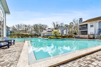 Elliot Baymeadows Apartments in Jacksonville, FL - Building Photo - Building Photo