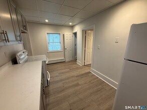 170 N State St in Ansonia, CT - Building Photo - Building Photo
