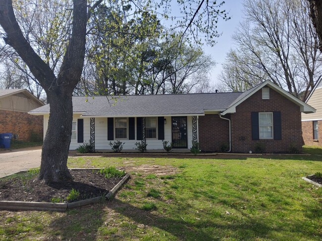 property at 6575 Riverdale Rd