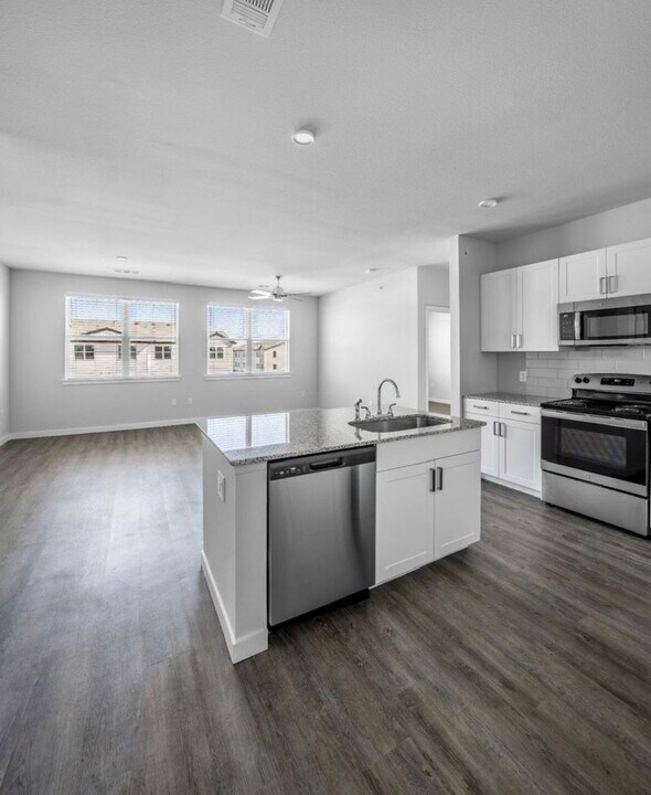 9219 Vista W Dr in San Antonio, TX - Building Photo
